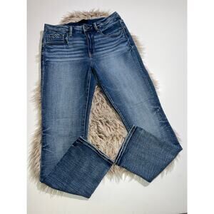 Black buckle women’s shaping and smoothing straight blue jeans
